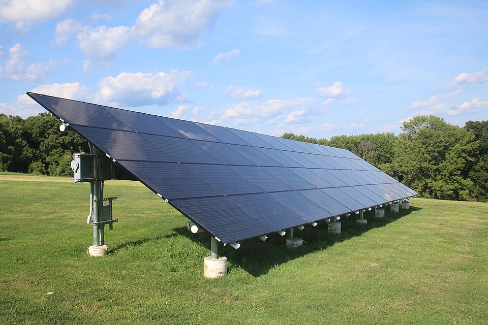 610W Solar Panel